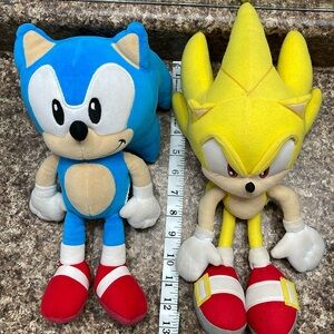 Sonic and Super Sonic 12” Plush - Pre-owned in good condition.